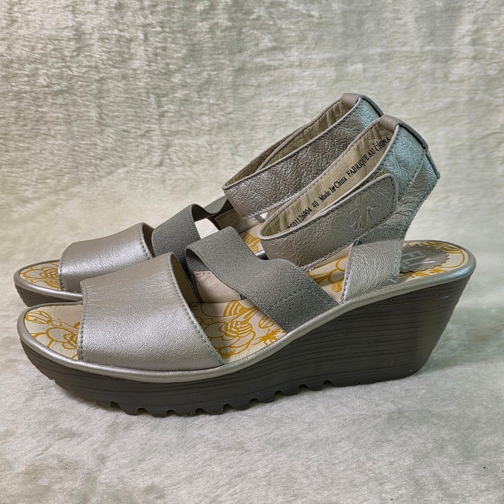 Fly London Yaji Metallic Wedge Sandals Silver Platform Womens 40 9 Excellent